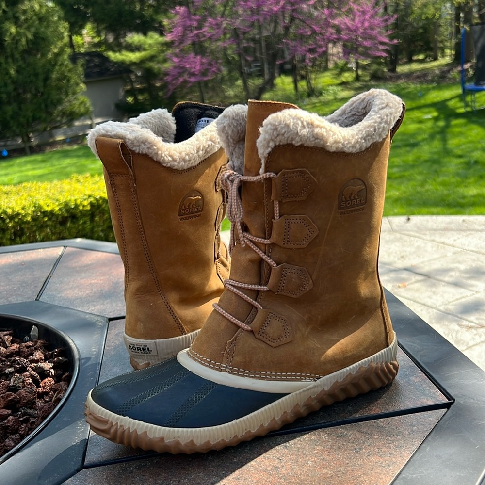 SOREL WATERPROOF WINTER BOOTS - Picture 2 of 12